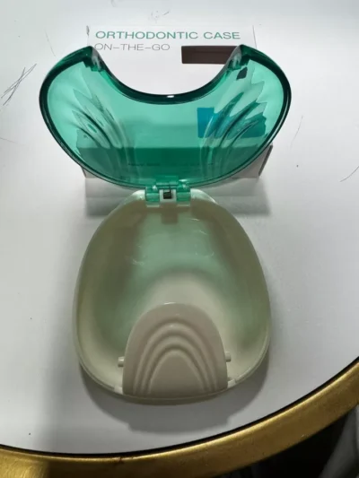 Orthodontic Retainer Box, Denture Storage Case Easy To Clean for Home for Office - Image 13